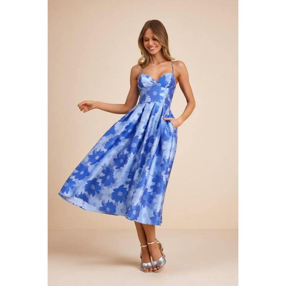 Lulus Vivinna Blue Floral Jacquard Pleated Midi Dress - Size M